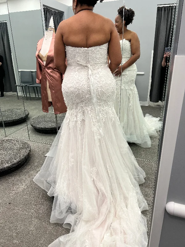 Mega Sale David's Bridal