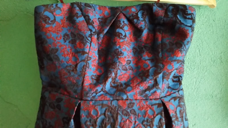 Deal of the Week Other Anthropologie Paprika Brocade Convertable Straples