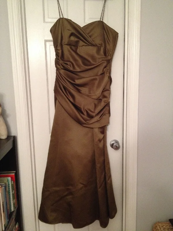 Hurry In Other Satin trumpet with fully ruched bodice, drop waist