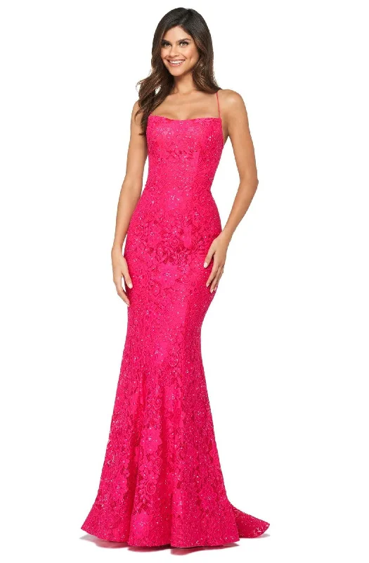 Massive Deals Sherri Hill - 53359 Allover Lace Sexy Back Dress