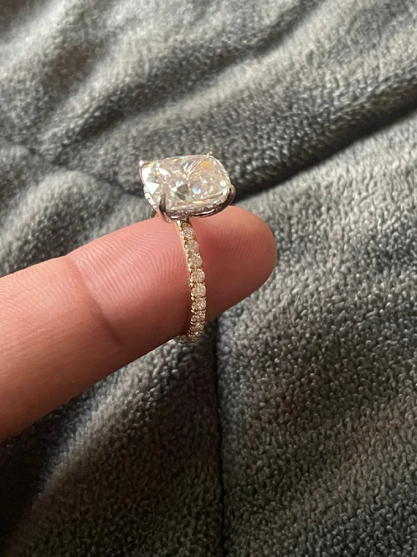 Buy More, Save More East West Gem Co MOISSANITE, 3.2 CARAT, CRUSHED ICE HYBRID CUSHION Buy More, Save More East West Gem Co MOISSANITE, 3.2 CARAT, CRUSHED ICE HYBRID CUSHION