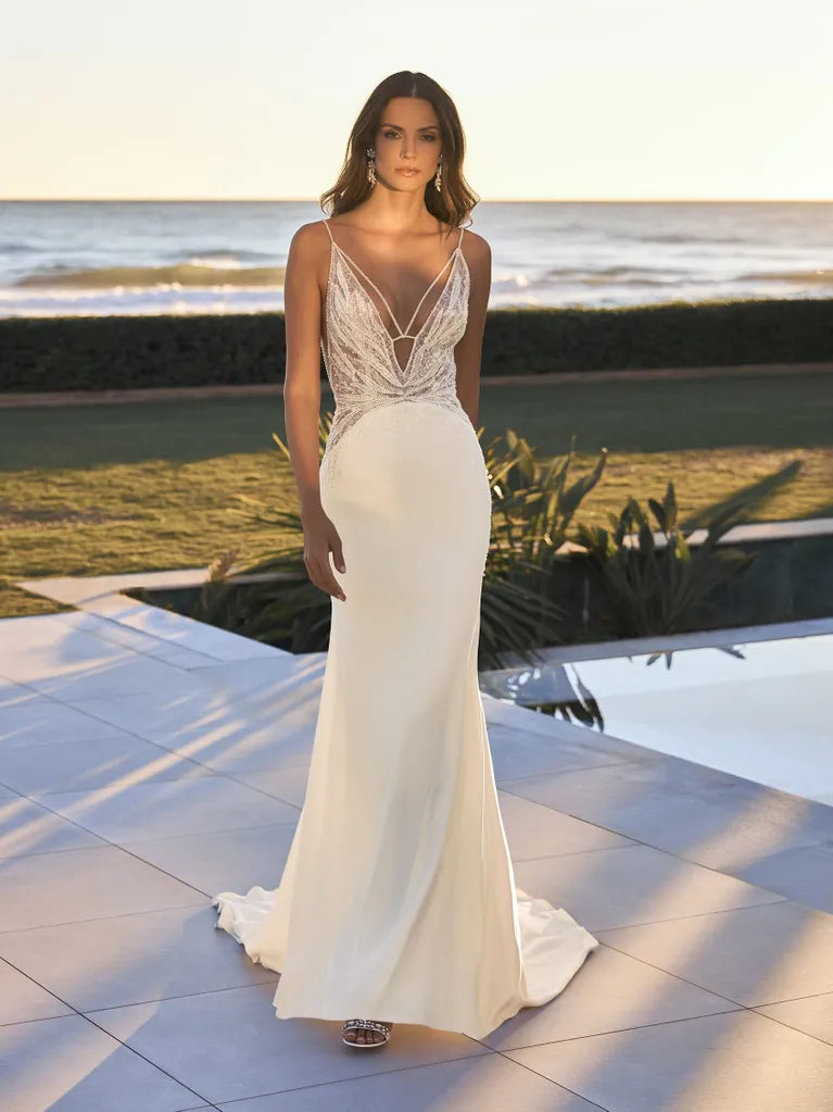 Don't Miss Pronovias Iris