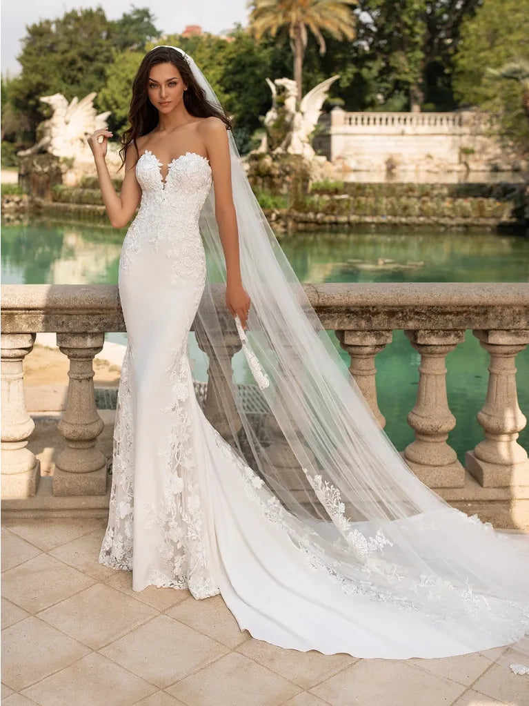 Limited Stock Pronovias Epico