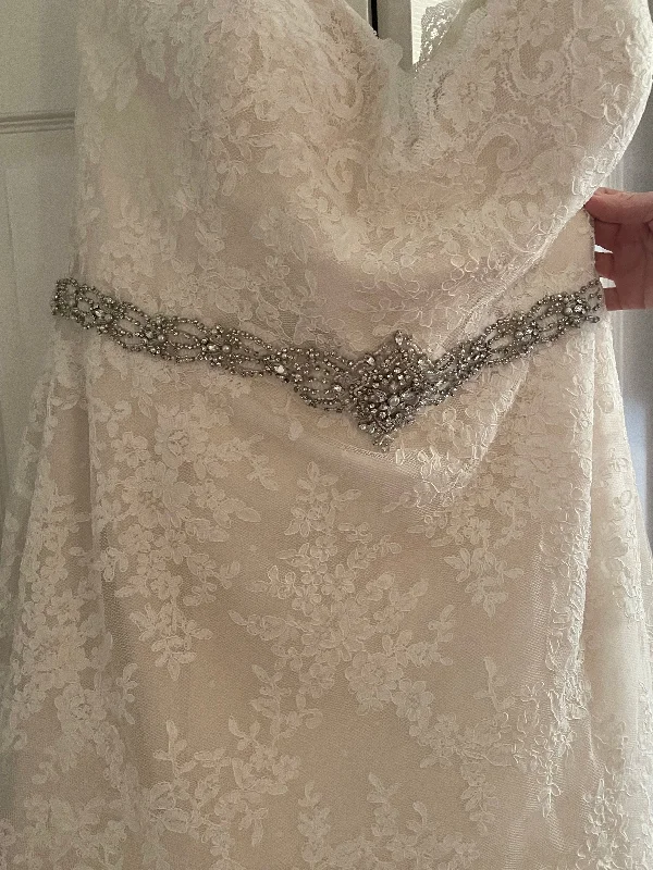 Warehouse Sale Karelina Sposa  C7941