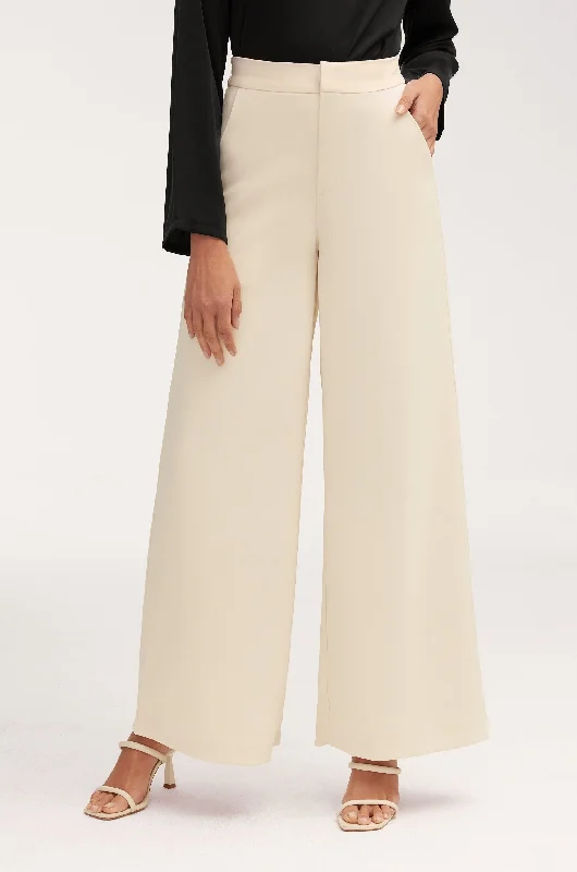 Markdowns Essential Ultra Wide Leg Pants - Off White