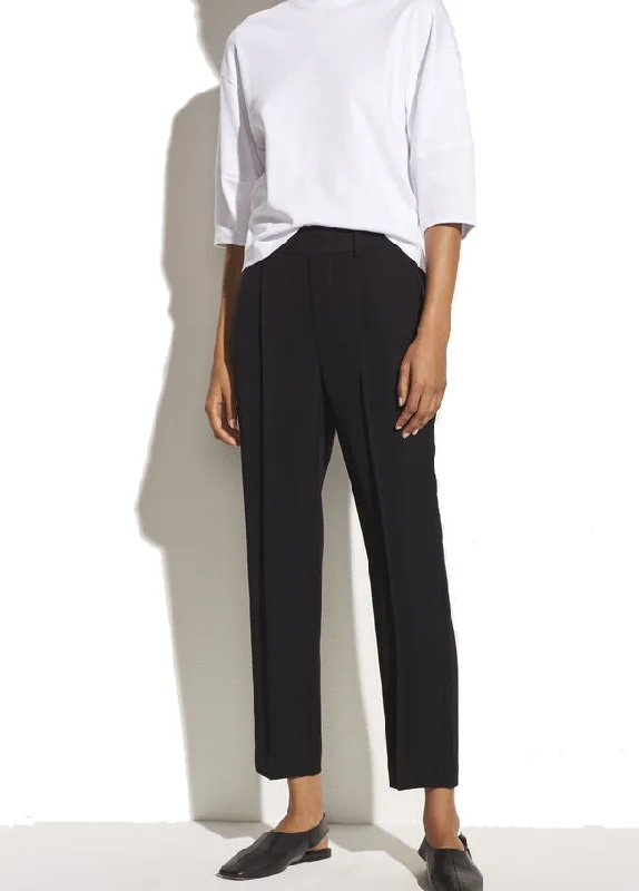 Tapered Pull On Pant