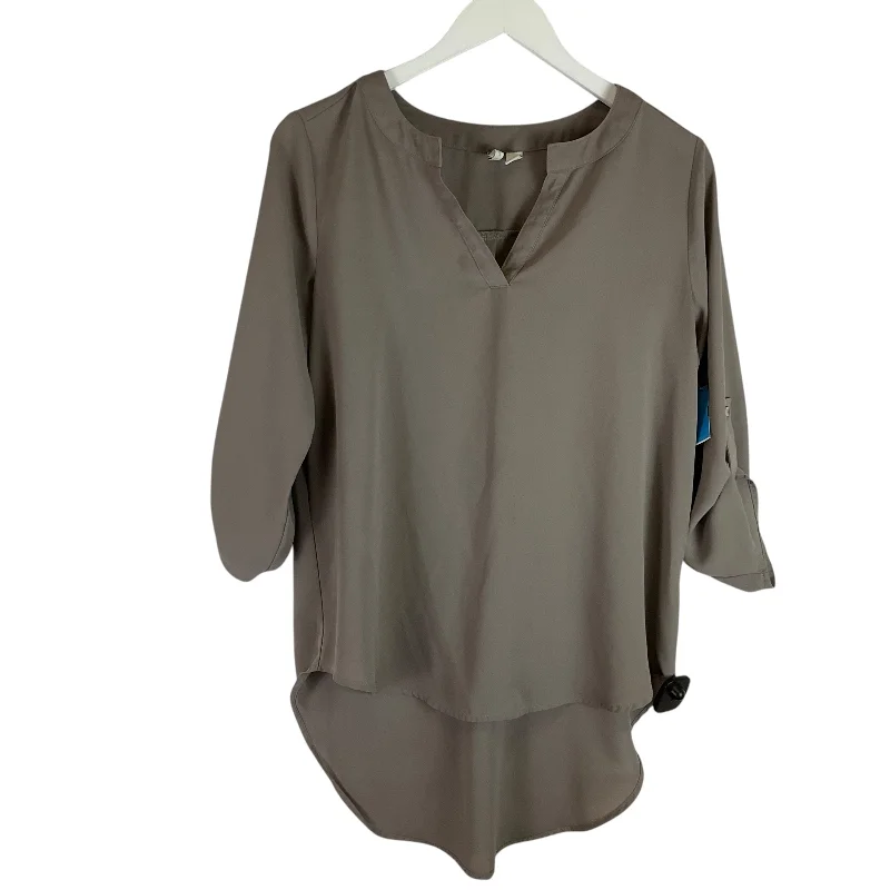 Great Deals Top Long Sleeve By Cato In Grey, Size: S