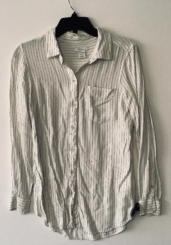 Top Long Sleeve By Daily Ritual In Striped Pattern, Size: Xs