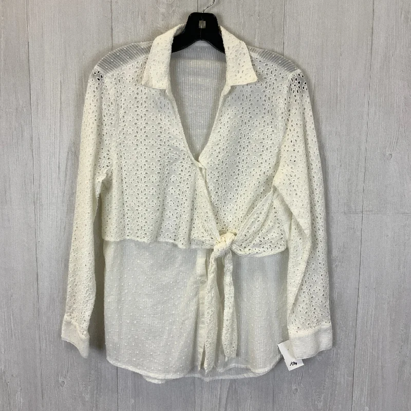 Top Long Sleeve By Doe & Rae In White, Size: M