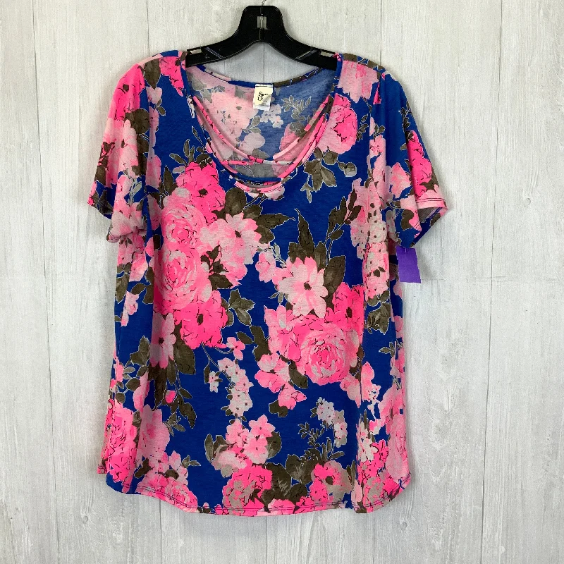 Markdowns Top Short Sleeve By Sew In Love  Size: L