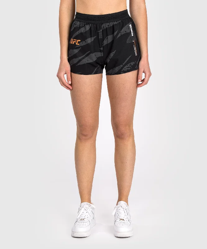Lowest Prices UFC Adrenaline By Venum Fight Week Pantalones Cortos de Rendimiento para Mujer - Urban Camo Lowest Prices UFC Adrenaline By Venum Fight Week Pantalones Cortos de Rendimiento para Mujer - Urban Camo