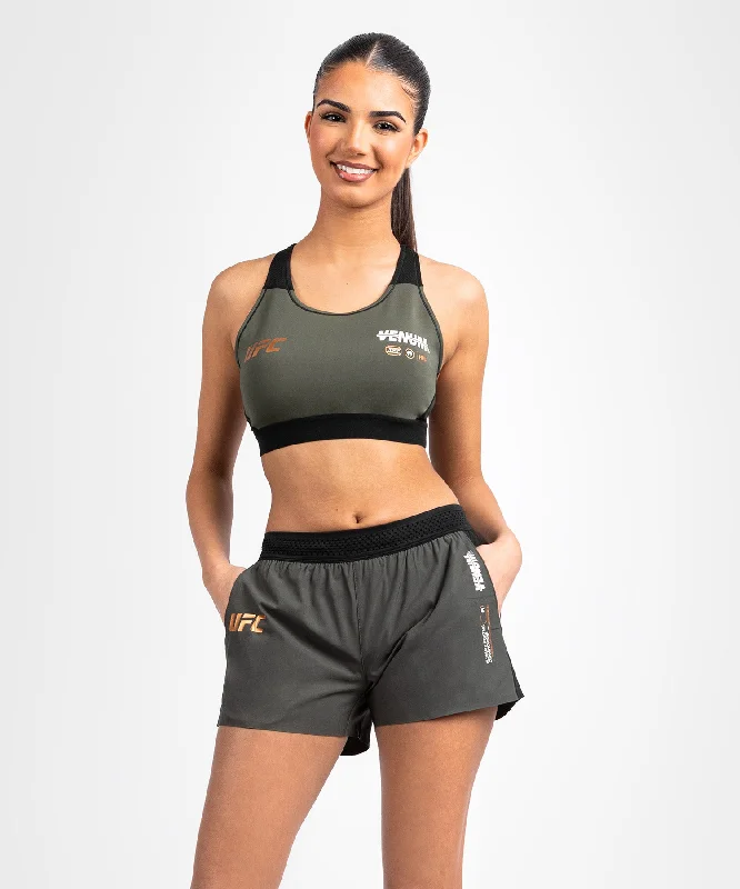 Online Only UFC Adrenaline by Venum Fight Week Short Performance para Mujer - Caqui